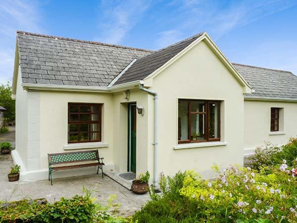 Hawthorn Farm Cottage Curry エクステリア 写真