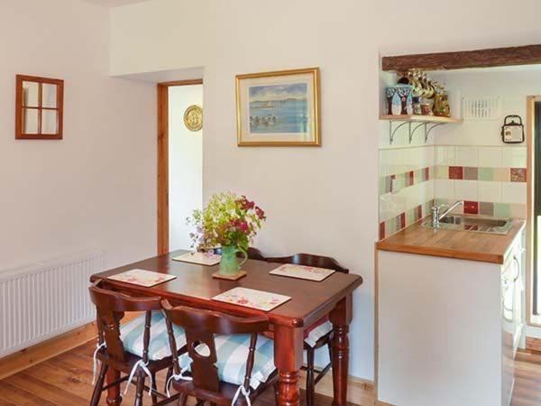 Hawthorn Farm Cottage Curry エクステリア 写真