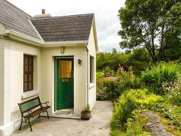 Hawthorn Farm Cottage Curry エクステリア 写真